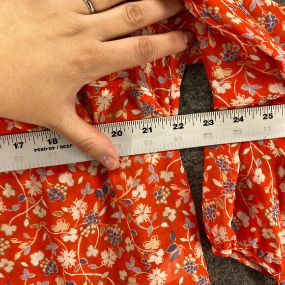 Veronica Beard Blouse Women 6 Red Floral Cold Shoulder Long Sleeve Silk Casual - Picture 6 of 8